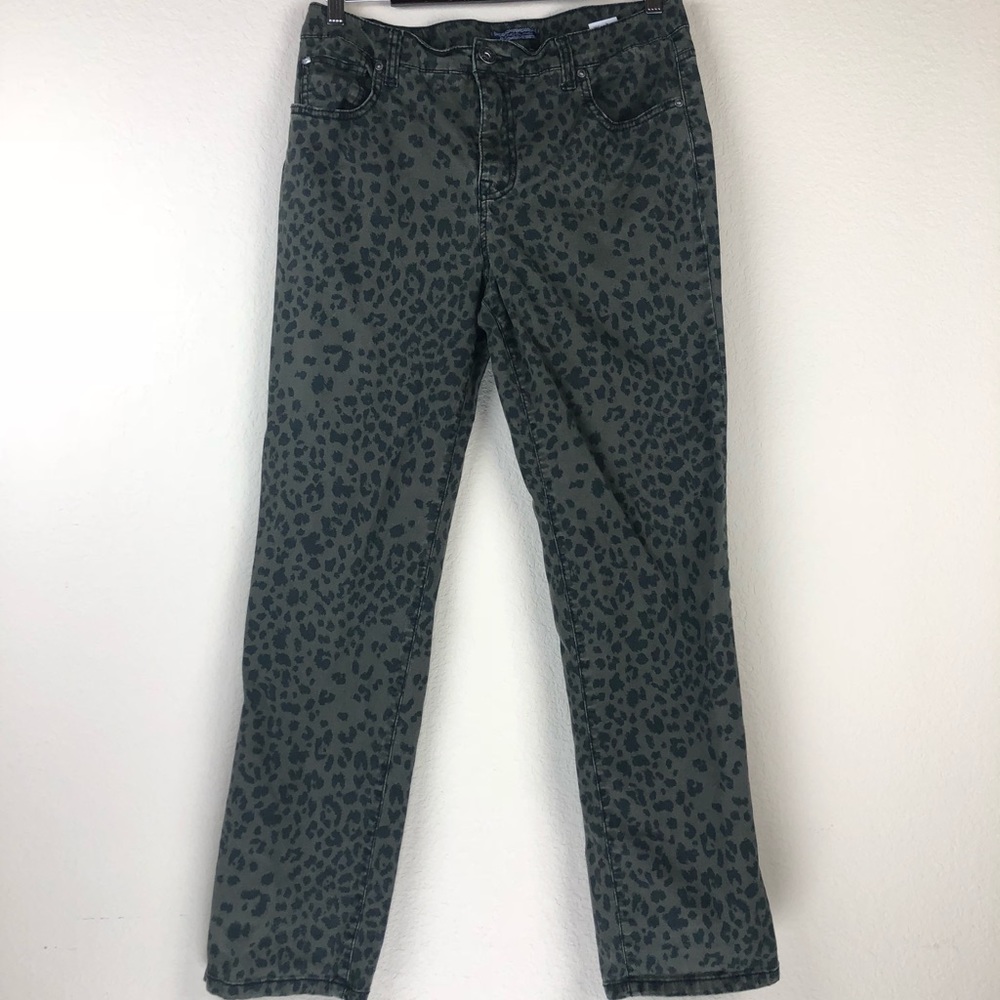 Cheetah Print Capri Jeans